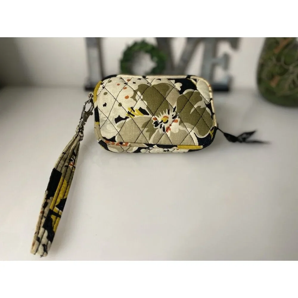 Vera Bradley Retired Dogwood Zip Around wallet‎ Wristlet Phone Case Rare Piece